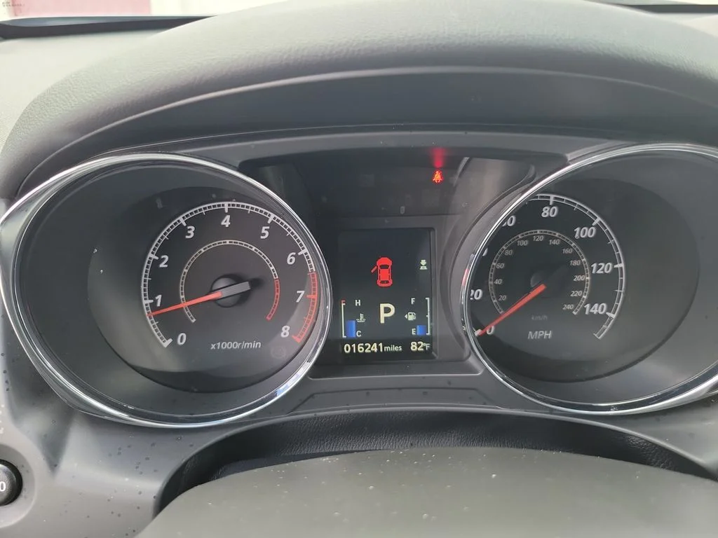 Used 2024 Gray Mitsubishi 2.0 Trail Edition image 30