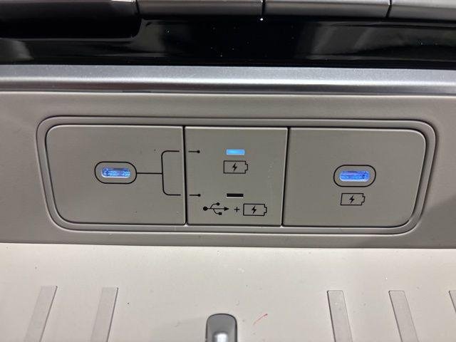 New 2026 Gray Hyundai SE image 19