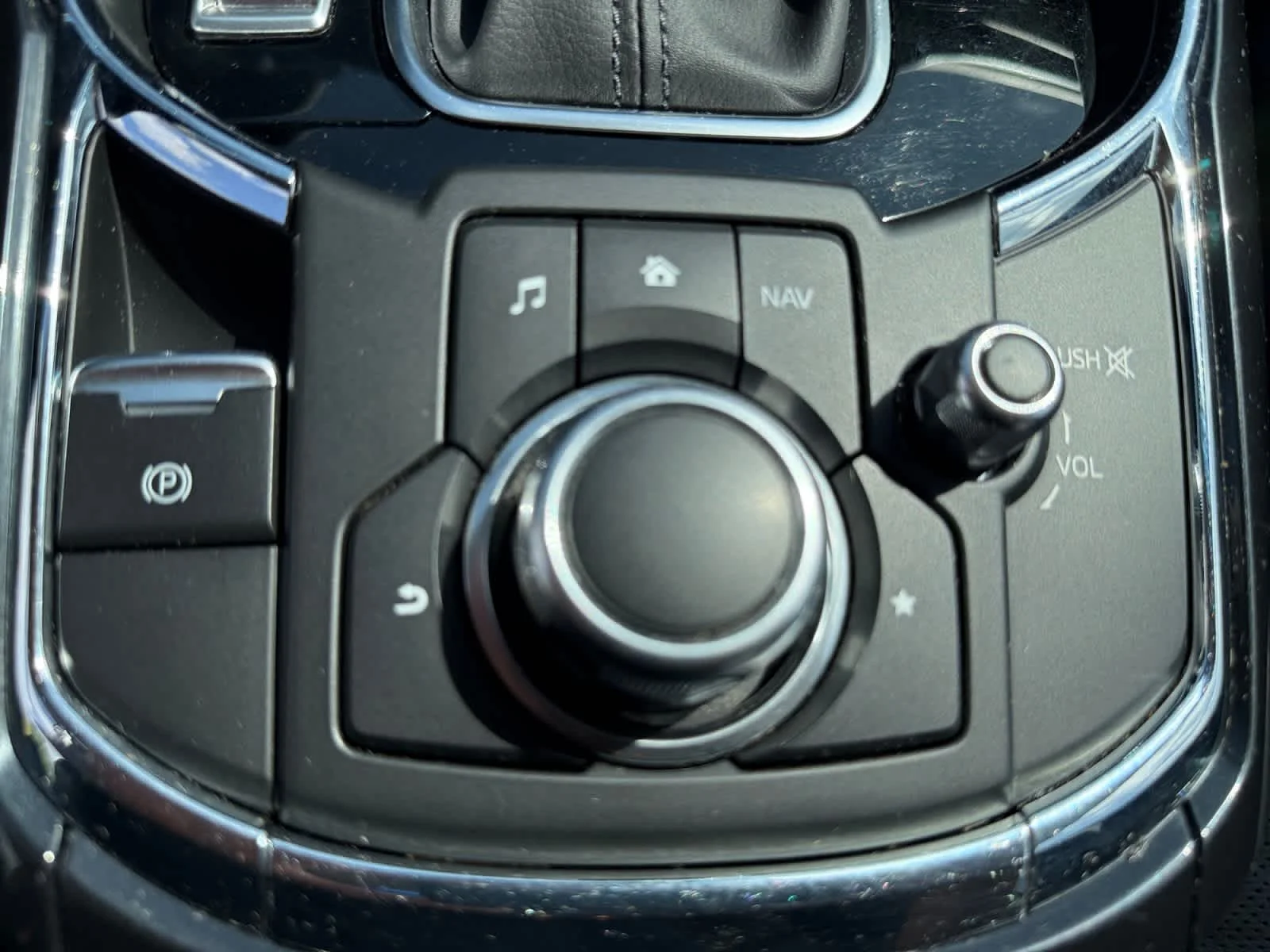 Used 2018 Machine Gray Metallic Mazda Touring image 12