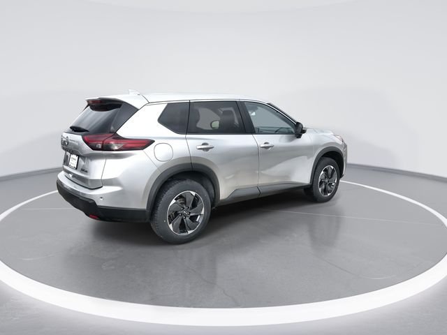 Used 2024 Silver Nissan SV image 8
