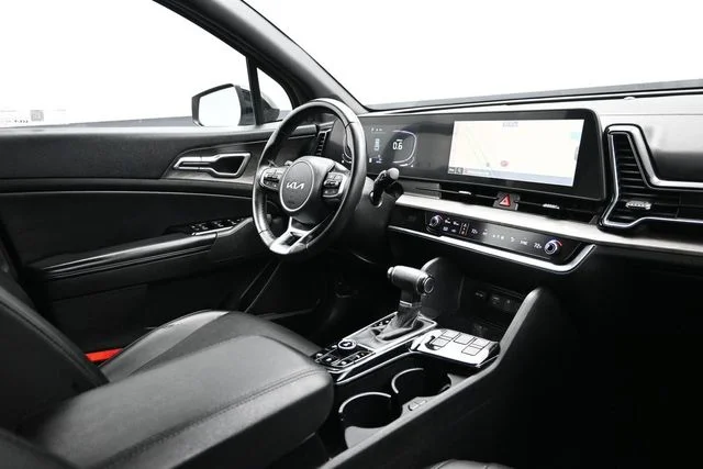 Used 2023 Green Kia X-Line image 24
