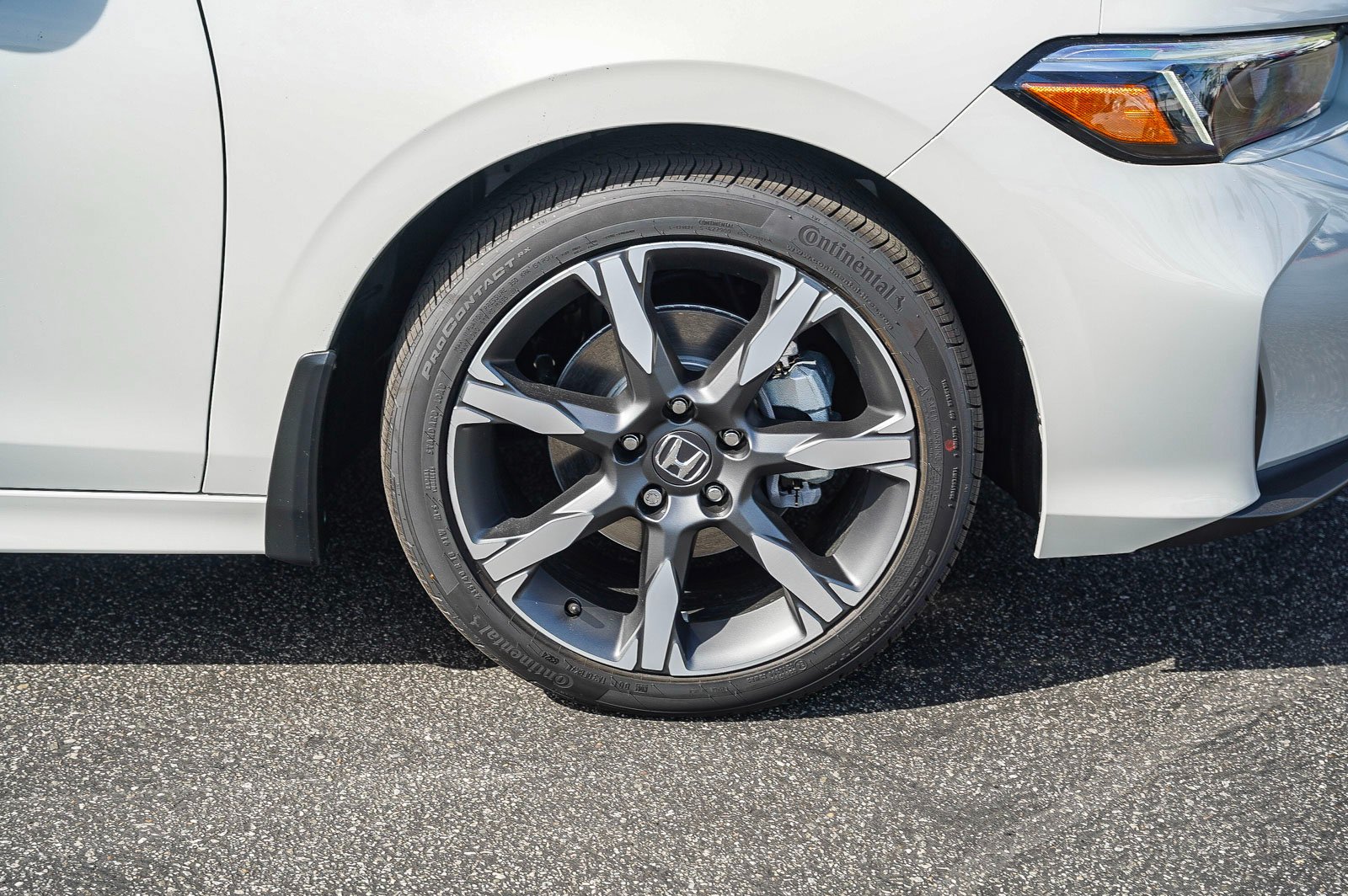 New 2026 Platinum White Pearl Honda Sport Touring CVT image 11