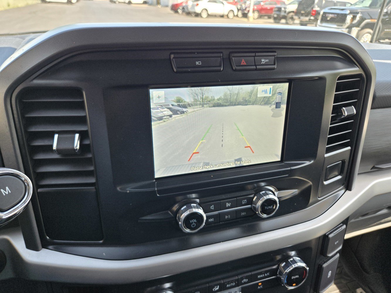 2022 Ford F-150 XL - Photo 9