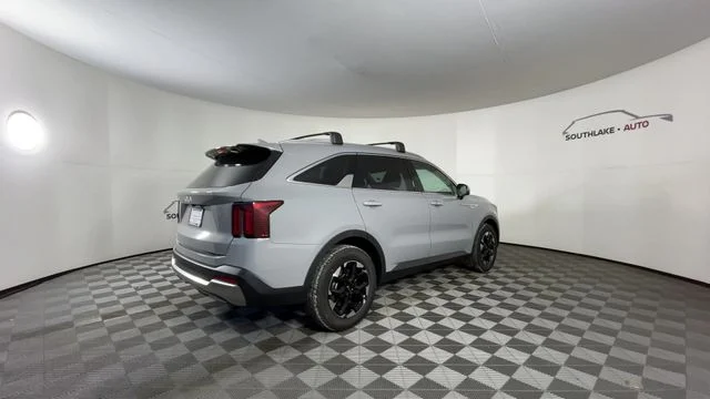 2026 Kia Sorento S - Photo 8