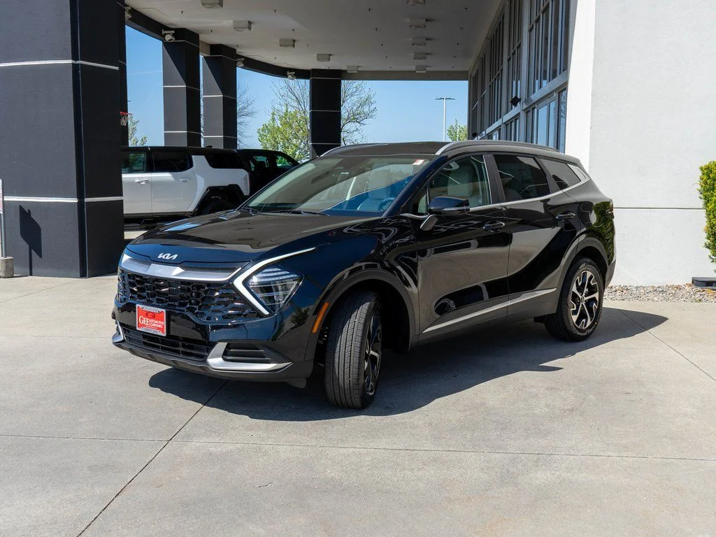 Certified Used 2025 Black Kia EX image 3