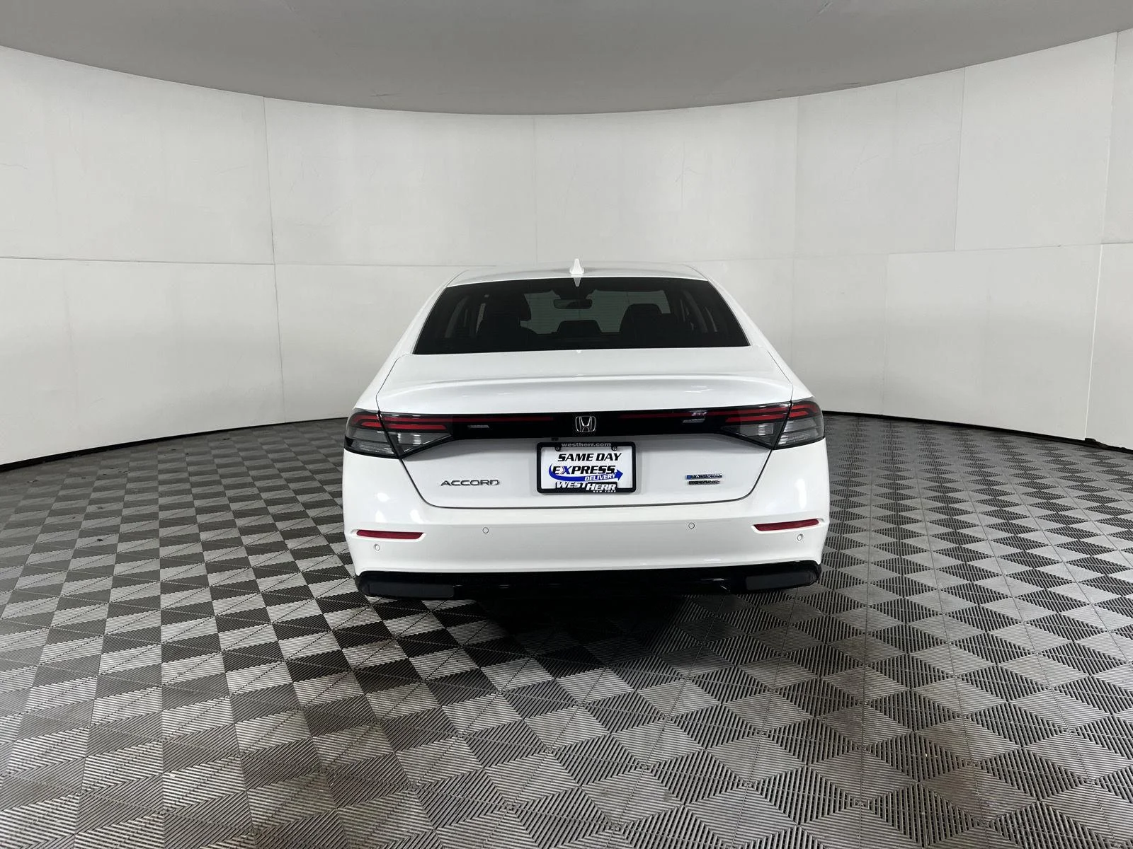 Used 2023 Platinum White Pearl Honda Touring image 24