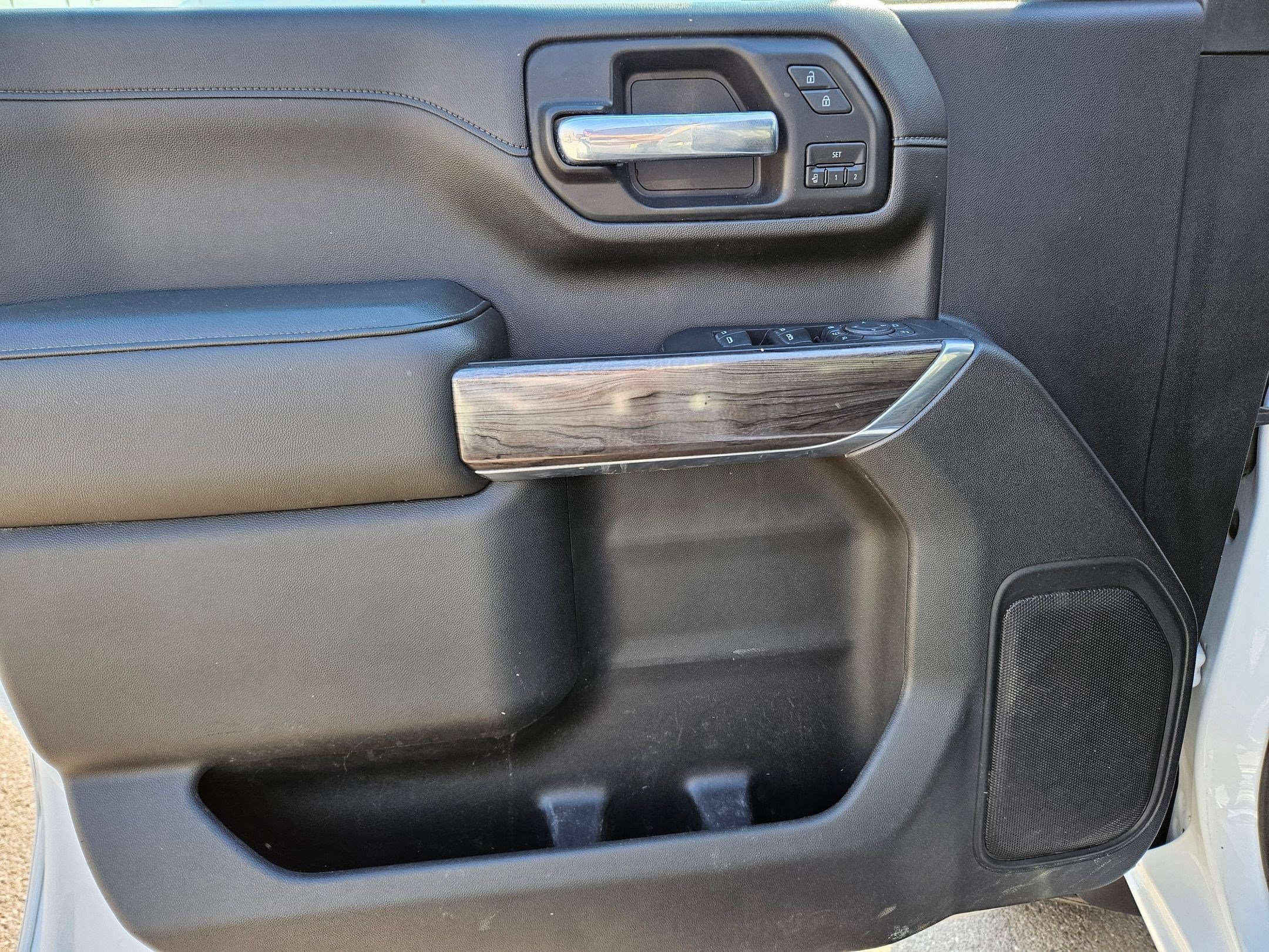 Used 2021 Summit White Chevrolet LTZ image 22