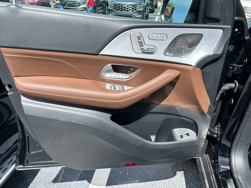Certified Used 2026 Black Mercedes-Benz GLE 350 image 17