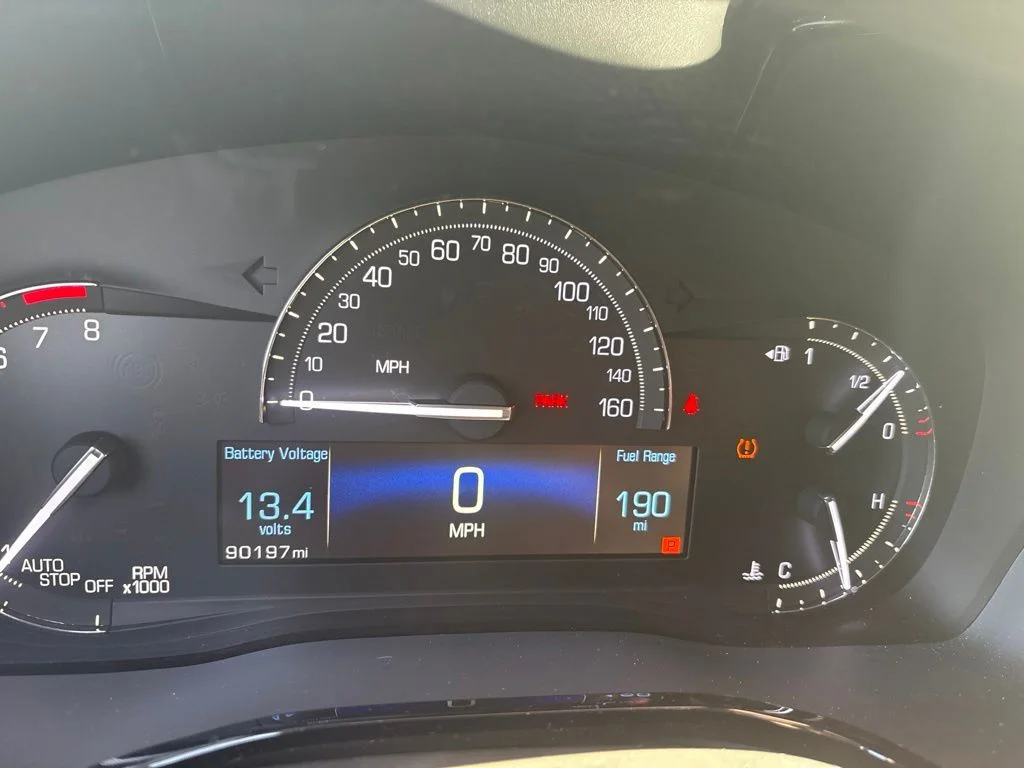 Used 2018 Cadillac XT5 Base with VIN 1GYKNARSXJZ174136 for sale in Margate, FL