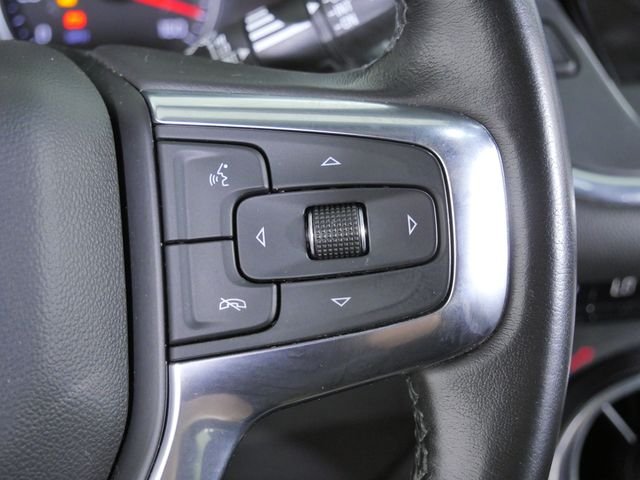 Used 2022 White Chevrolet LT image 25