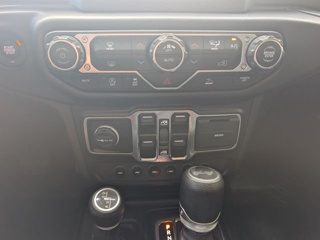 Used 2022 Red Jeep Unlimited Willys image 17