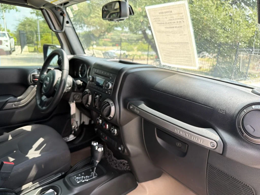 Used 2017 White Jeep Unlimited Sport image 36