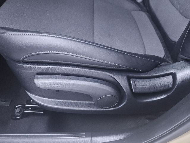 Used 2024 Green Kia S image 12