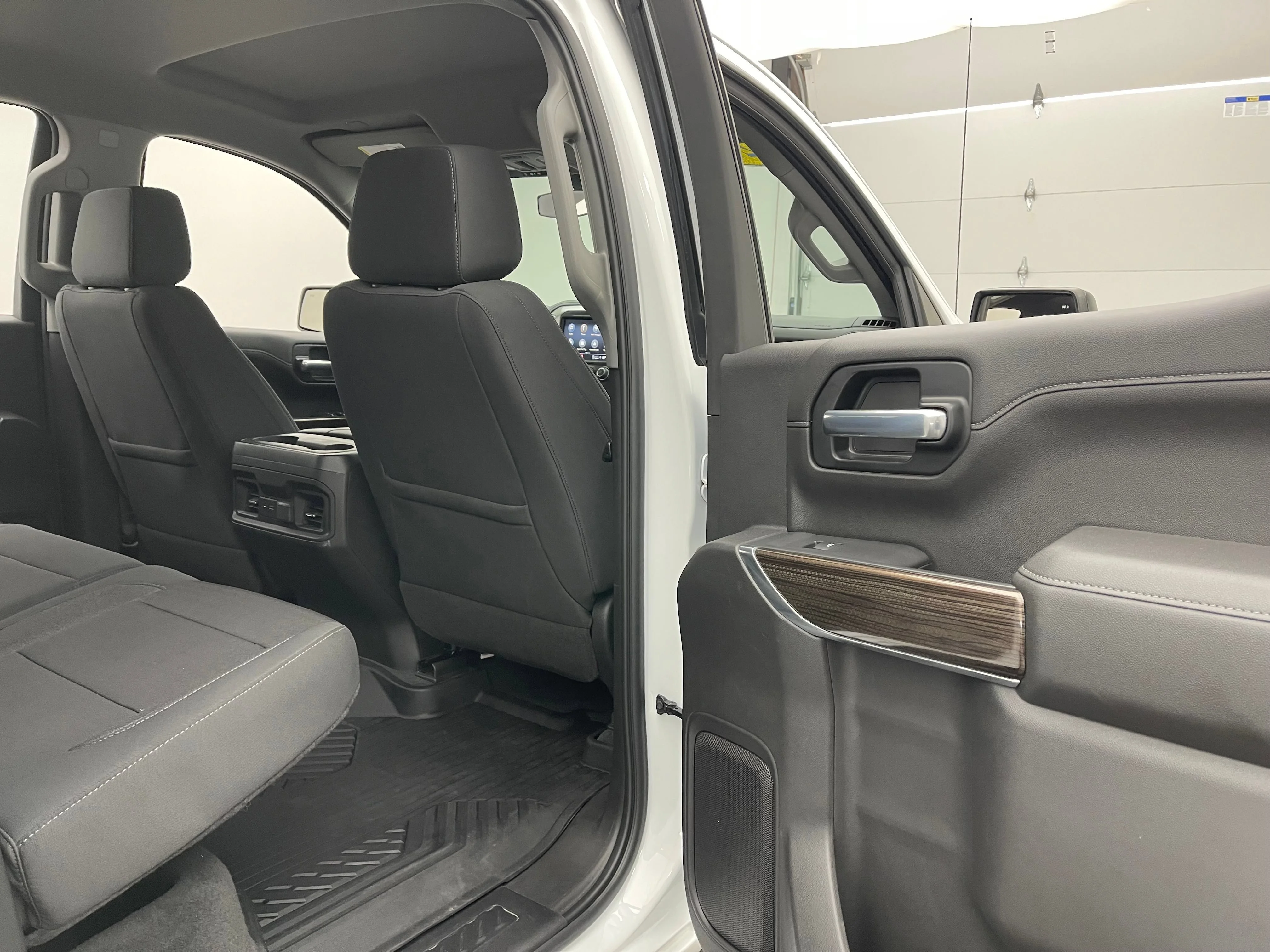 Used 2021 SUMMIT WHITE Chevrolet LT Trail Boss image 33