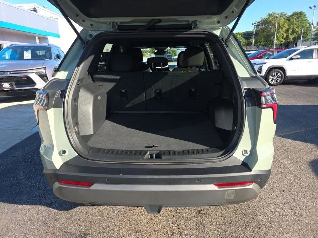 Used 2026 Green Chevrolet LT image 31