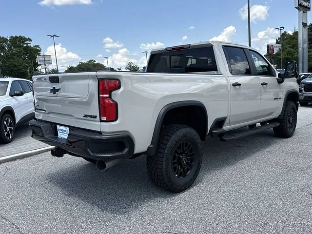2026 Chevrolet Silverado 2500 HD ZR2 - Photo 3