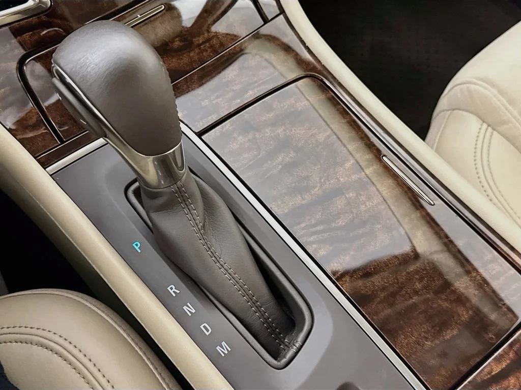 Used 2016 White Buick Base image 20