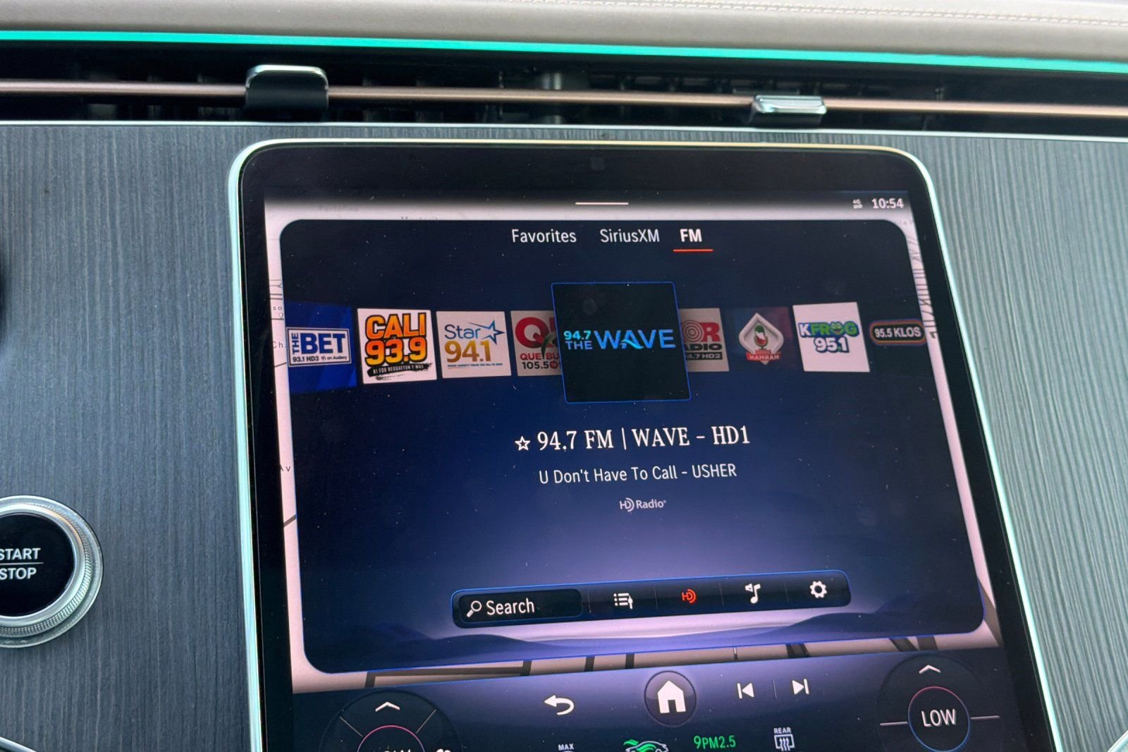 Certified Used 2023 Gray Mercedes-Benz 500 SUV image 36