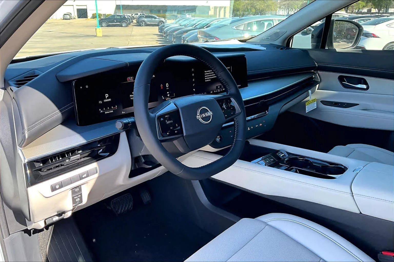 New 2026 Everest White Pearl TriCoat Nissan SL image 10