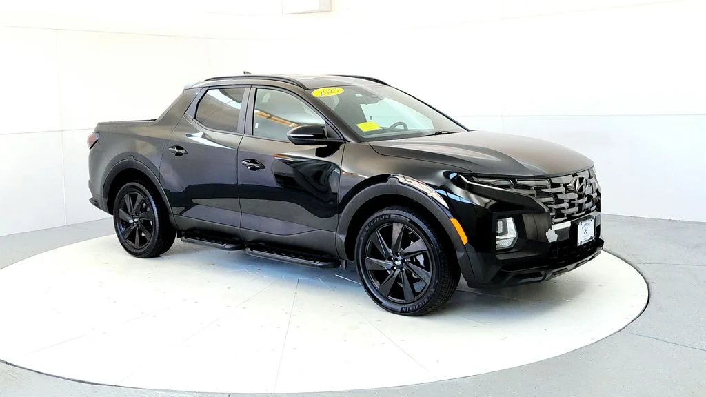 Used 2023 Black Hyundai NIGHT image 7