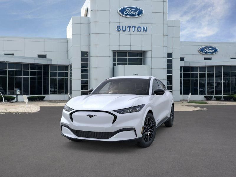 New 2026 Star White Metallic Tri-coat Ford Premium image 2