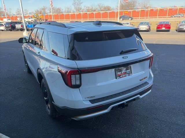 New 2026 Space White Metallic Ford Tremor® image 6