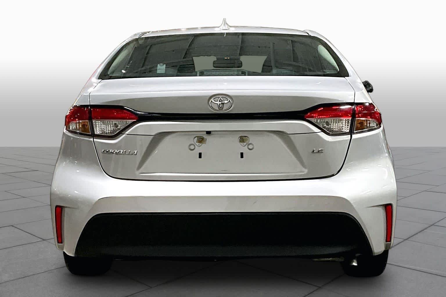 Used 2024 Classic Silver Metallic Toyota LE image 5