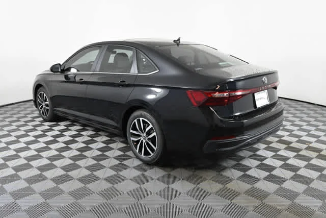 New 2026 Deep Black Pearl Volkswagen SE image 6