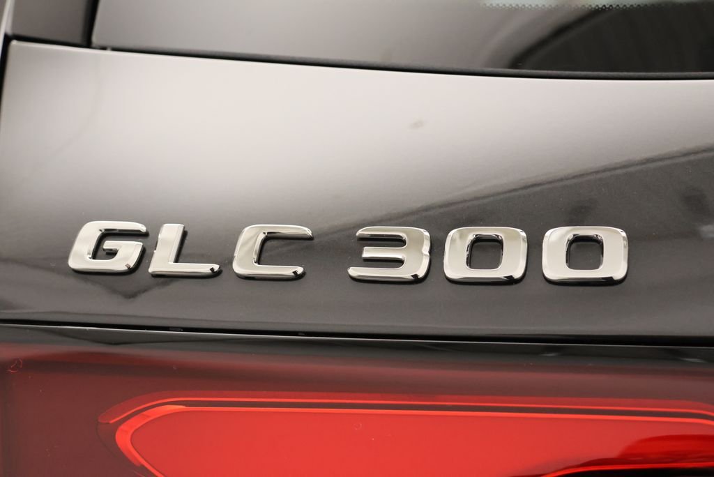 Used 2027 Graphite Grey Metallic Mercedes-Benz GLC 300 image 9