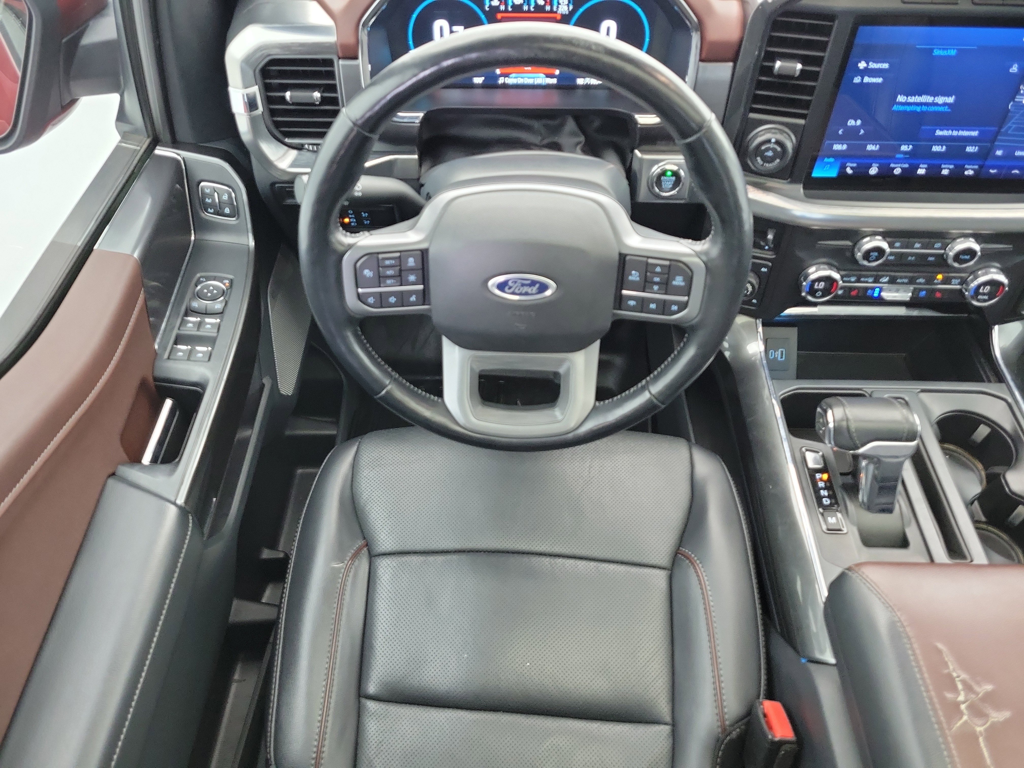 Used 2021 Rapid Red Metallic Tinted Clearcoat Ford Lariat image 15