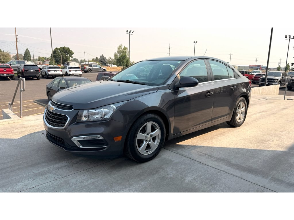 Used 2015 Gray Chevrolet LT image 3
