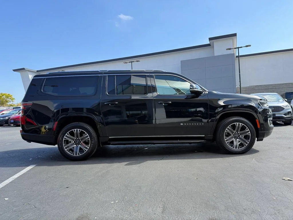 Used 2025 Black Jeep Series II image 6