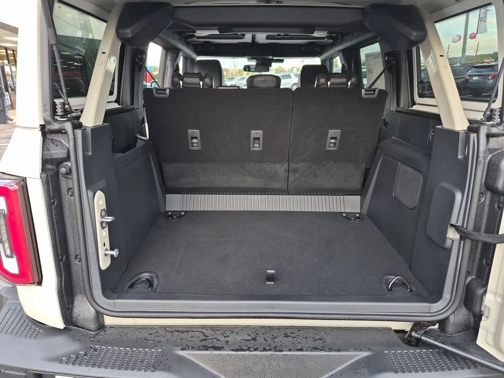 New 2025 Desert Sand Ford Badlands® image 17