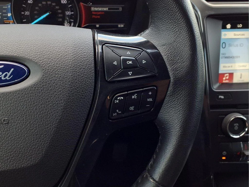 Used 2018 Oxford White Ford XLT image 23