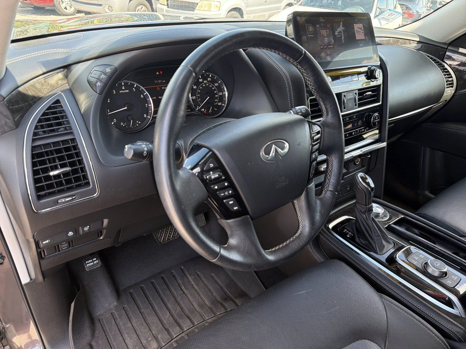 Used 2022 Gray INFINITI LUXE image 21