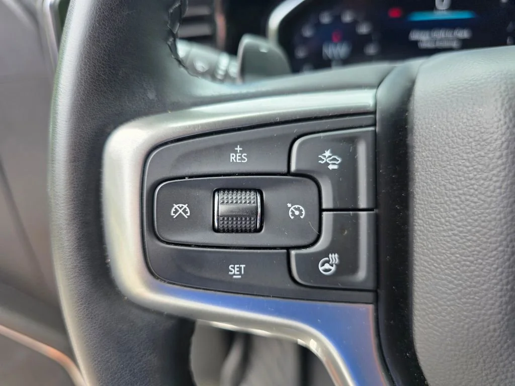 Used 2025 Sterling Gray Metallic Chevrolet LT Trail Boss image 27
