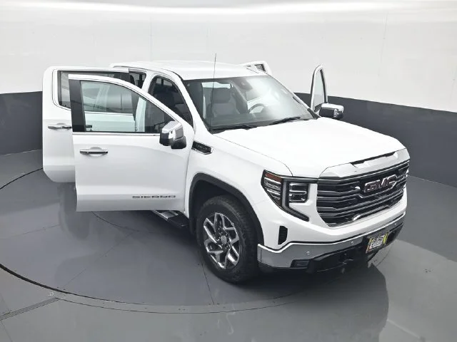 Certified Used 2023 White GMC SLT image 29