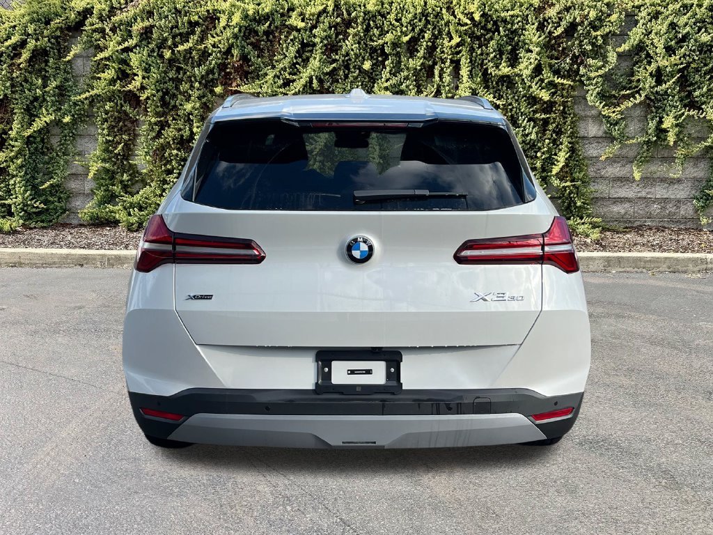 New 2026 Mineral White Metallic BMW 30 xDrive image 3