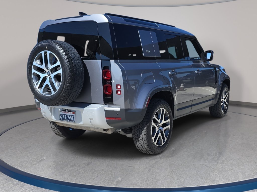 Certified Used 2024 Eiger Grey Metallic Land Rover S image 5