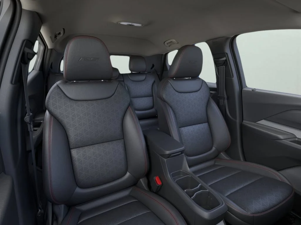 2027 Chevrolet Bolt RS - Photo 16