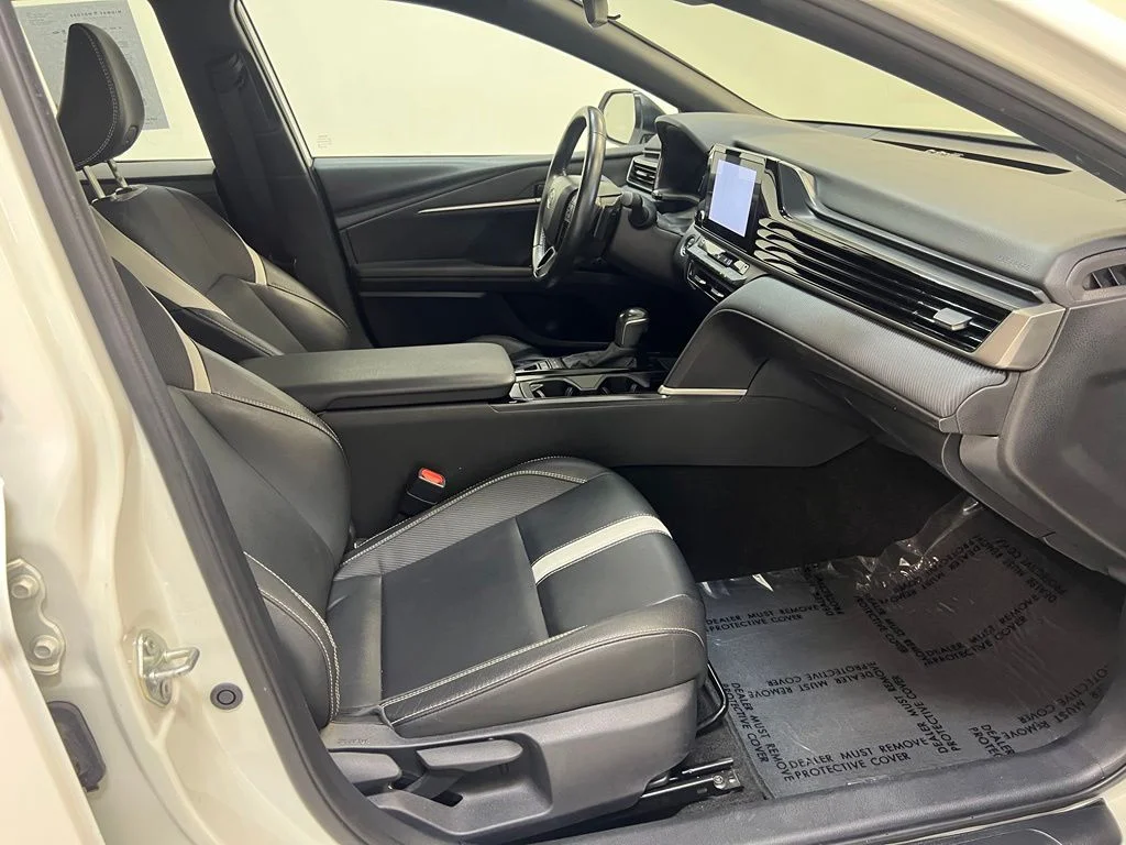 Used 2025 White Toyota SE image 31