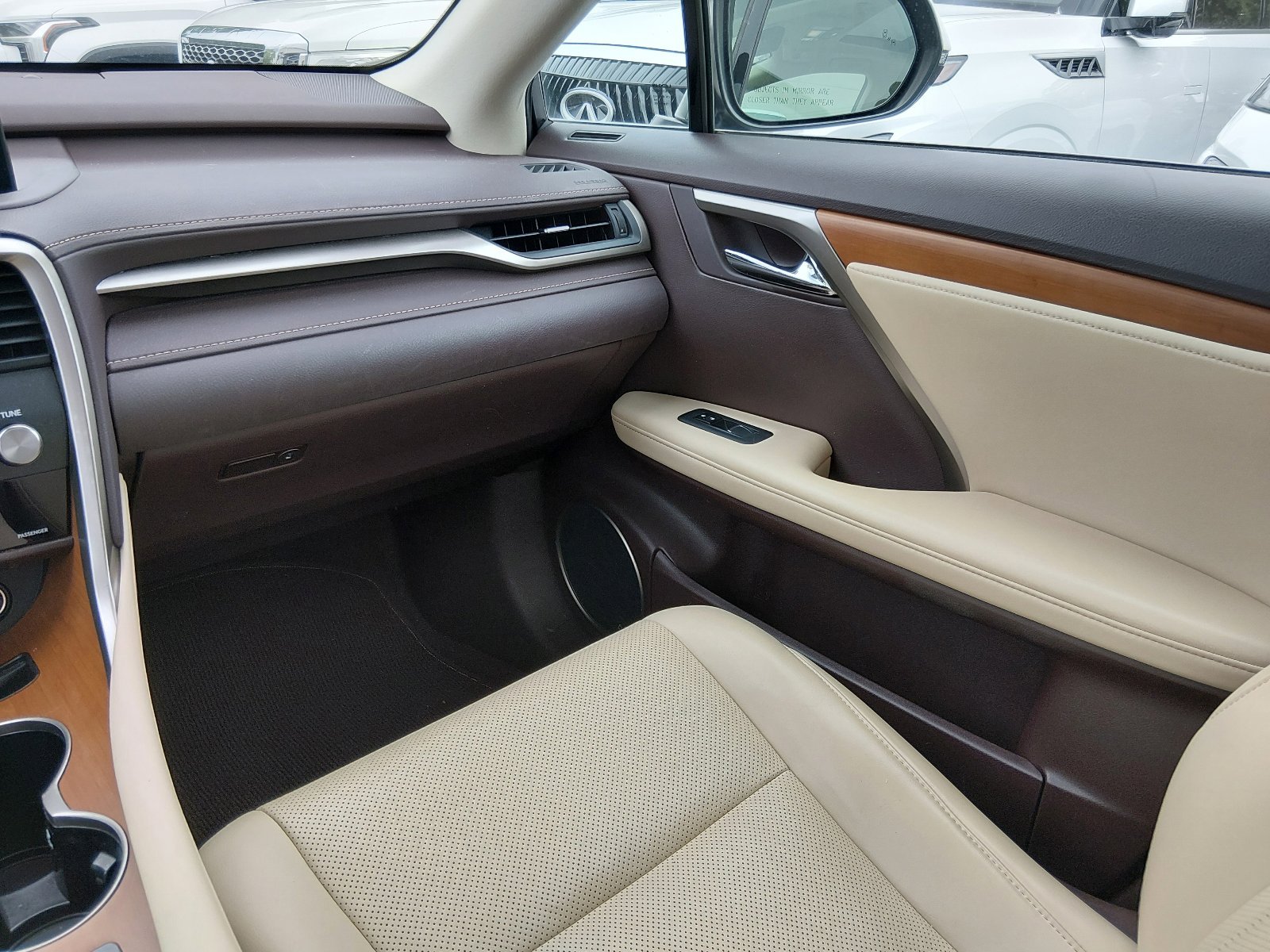 Used 2020 White Pearl Lexus RX 350 image 13