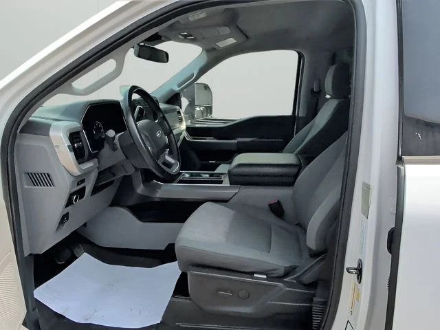 Used 2023 White Ford XLT image 12