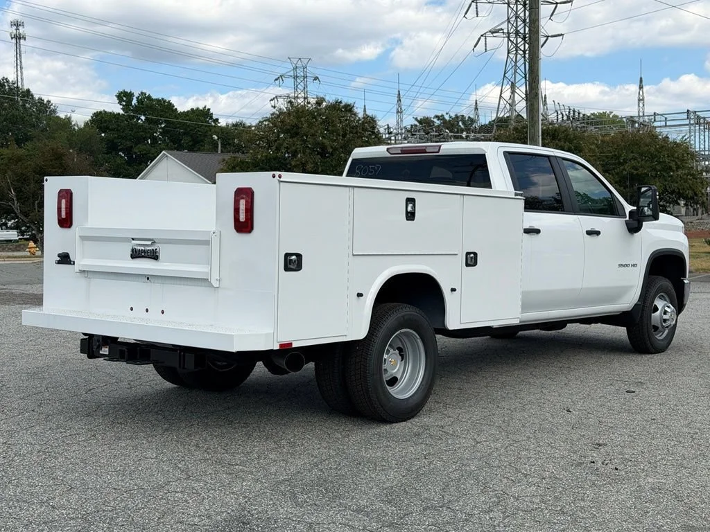 New 2026 Summit White Chevrolet Work Truck image 4