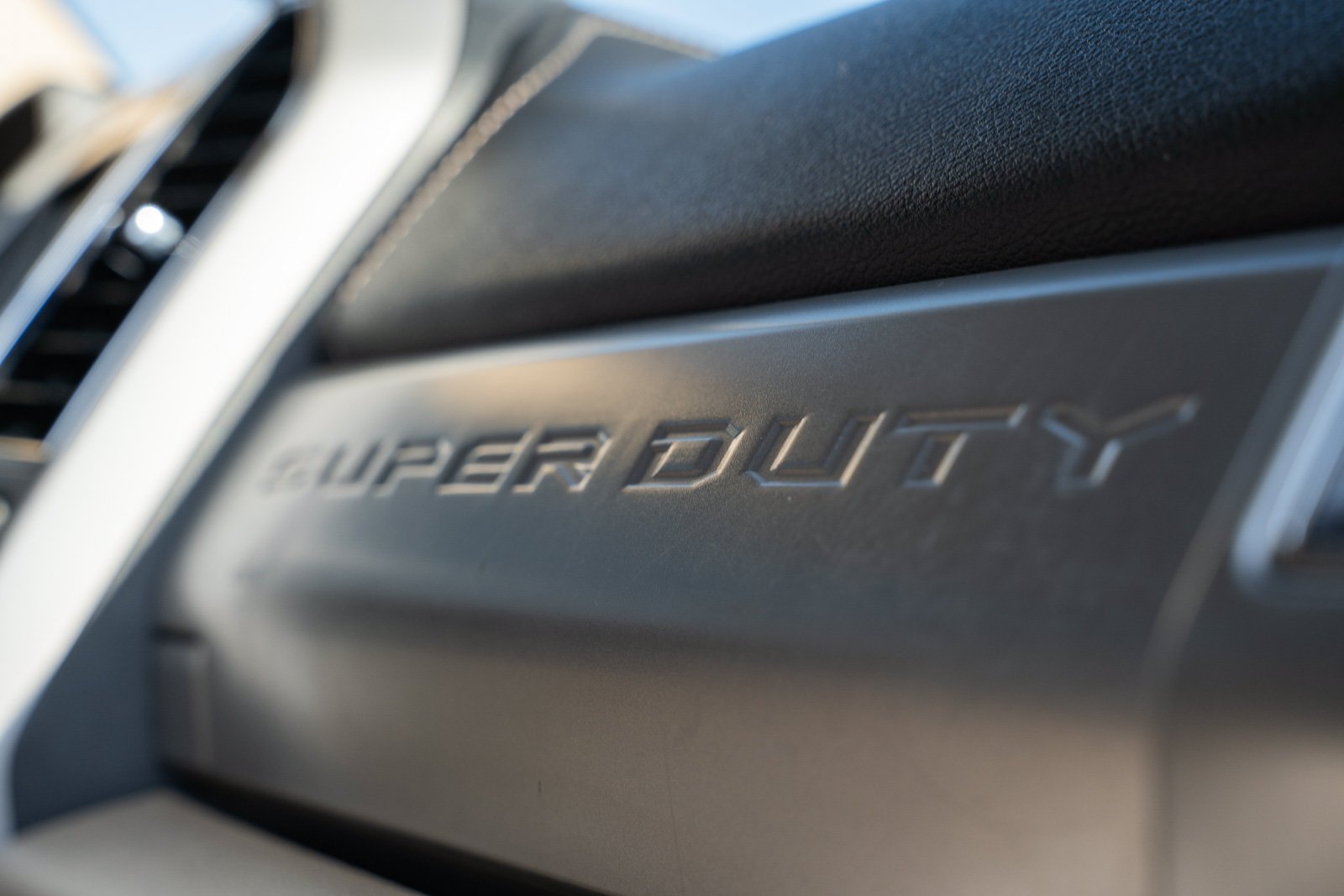 Certified Used 2019 White Ford Lariat image 19