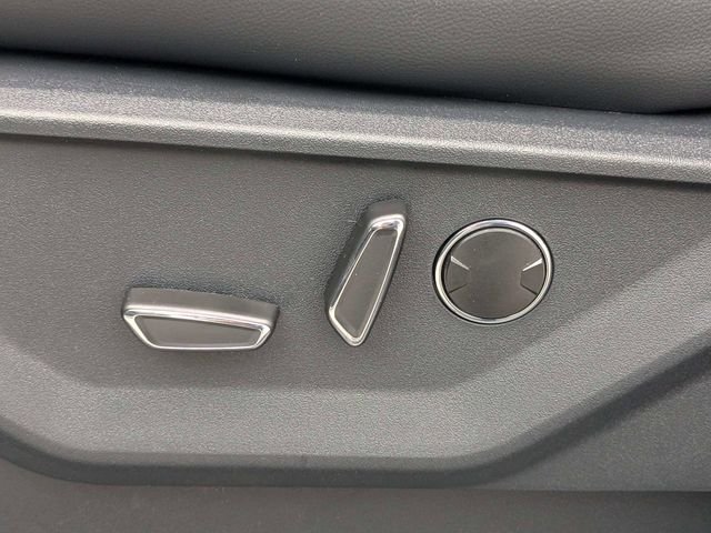 New 2026 Star White Metallic Tri-Coat Ford Lariat® image 20