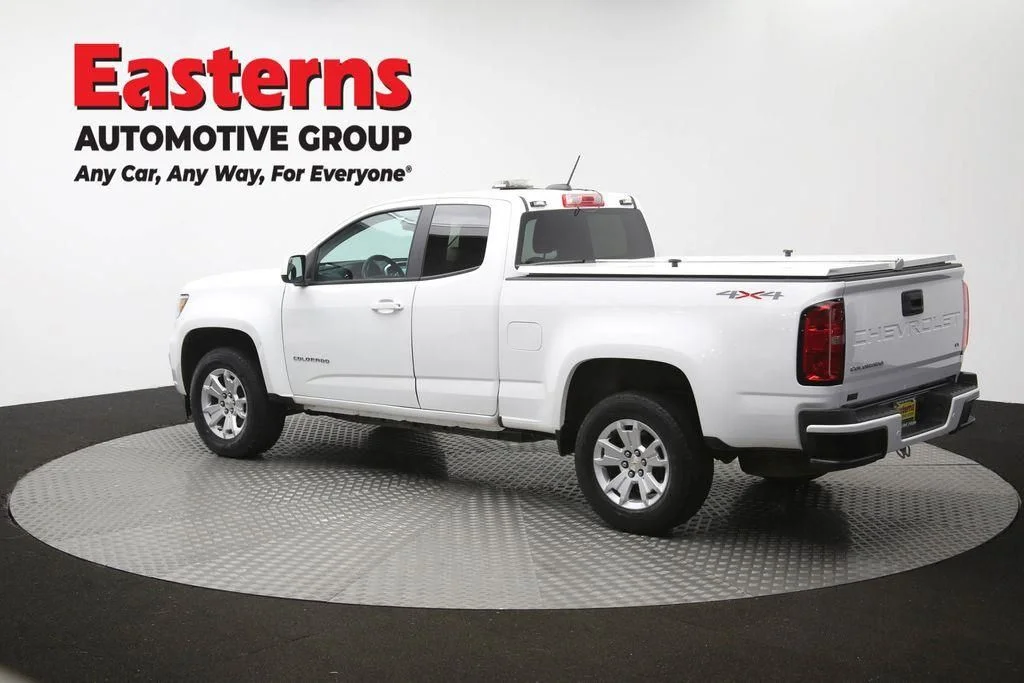 Used 2022 White Chevrolet LT image 66