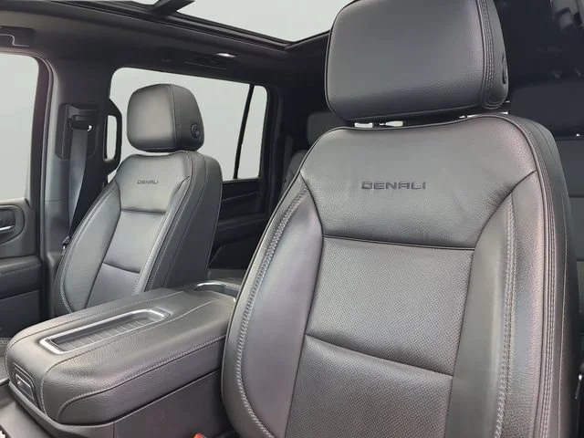 Used 2024 Onyx Black GMC Denali image 20