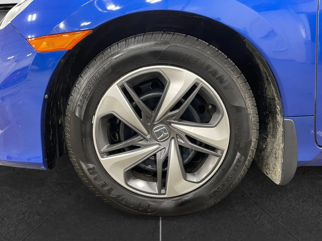 Used 2019  Honda LX image 14