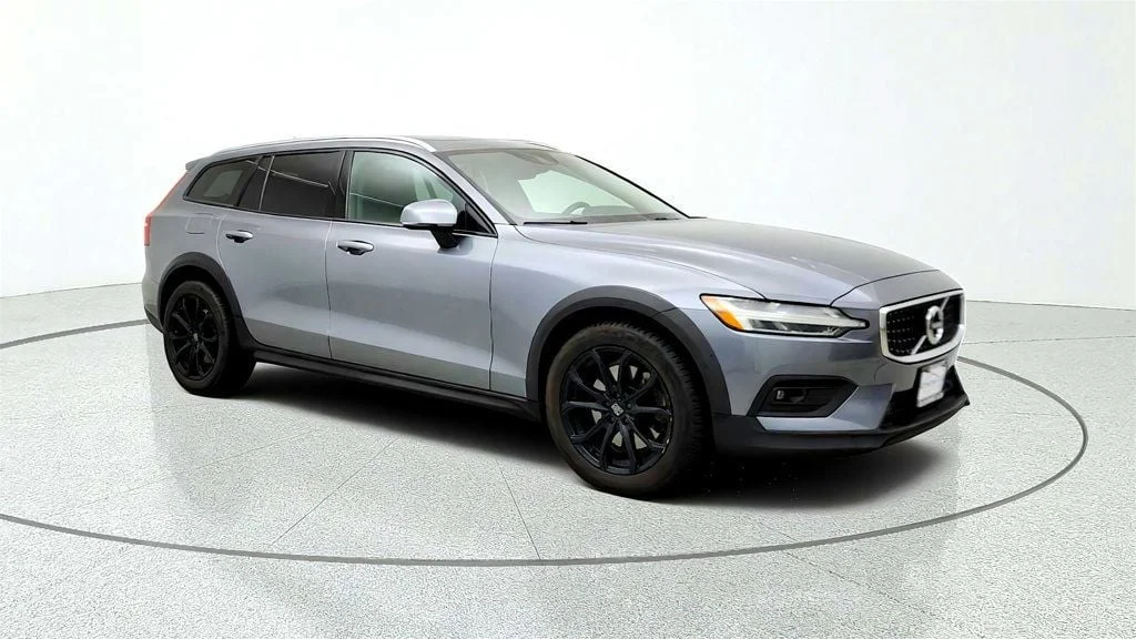 Used 2021 Osmium Grey Metallic Volvo T5 AWD w/ Climate Package & 19